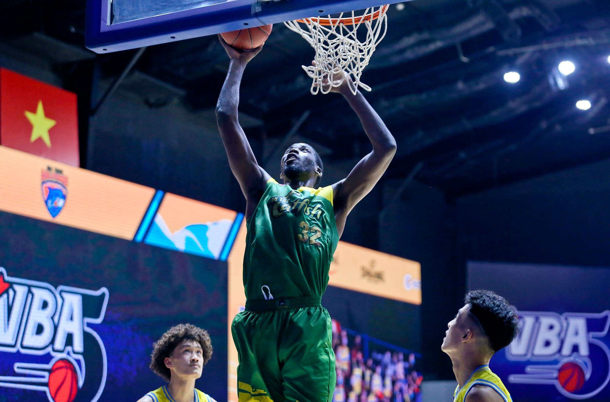 Khoa Tran lap ky luc ghi diem anh 6