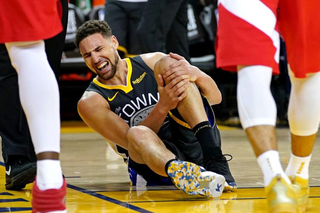 Klay Thompson chan thuong anh 1