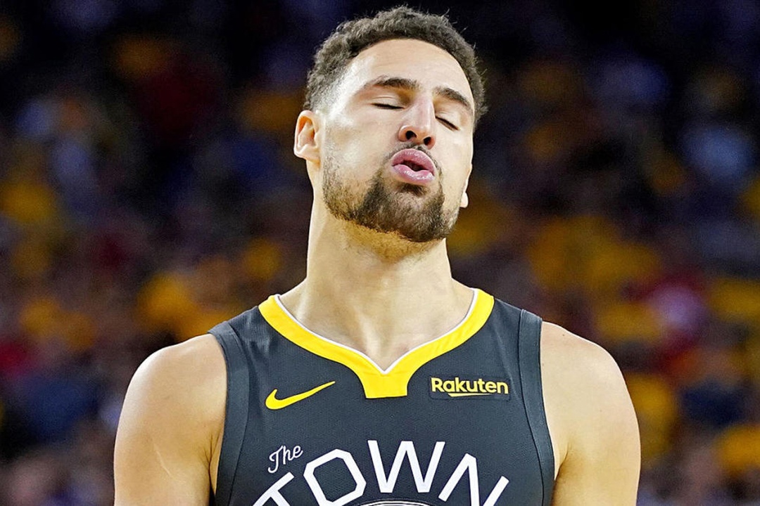 Klay Thompson co nguy co dinh chan thuong nang hinh anh