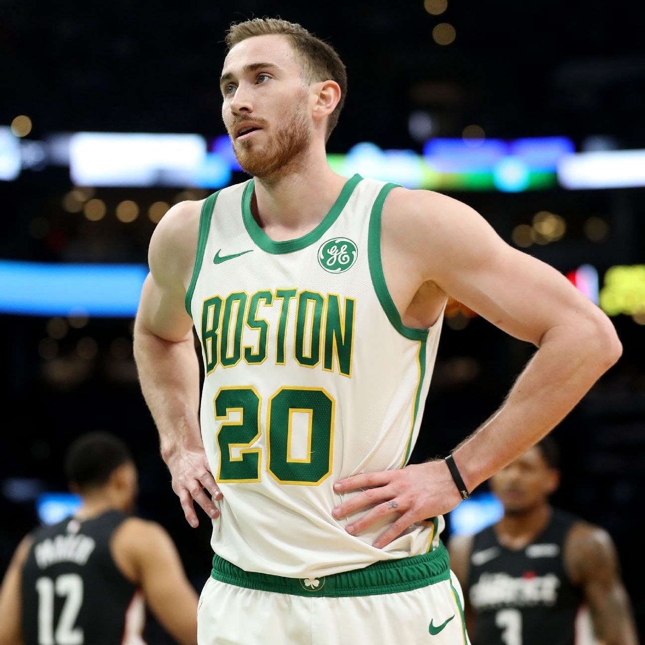 Gordon Hayward gia nhap Charlotte Hornets anh 1