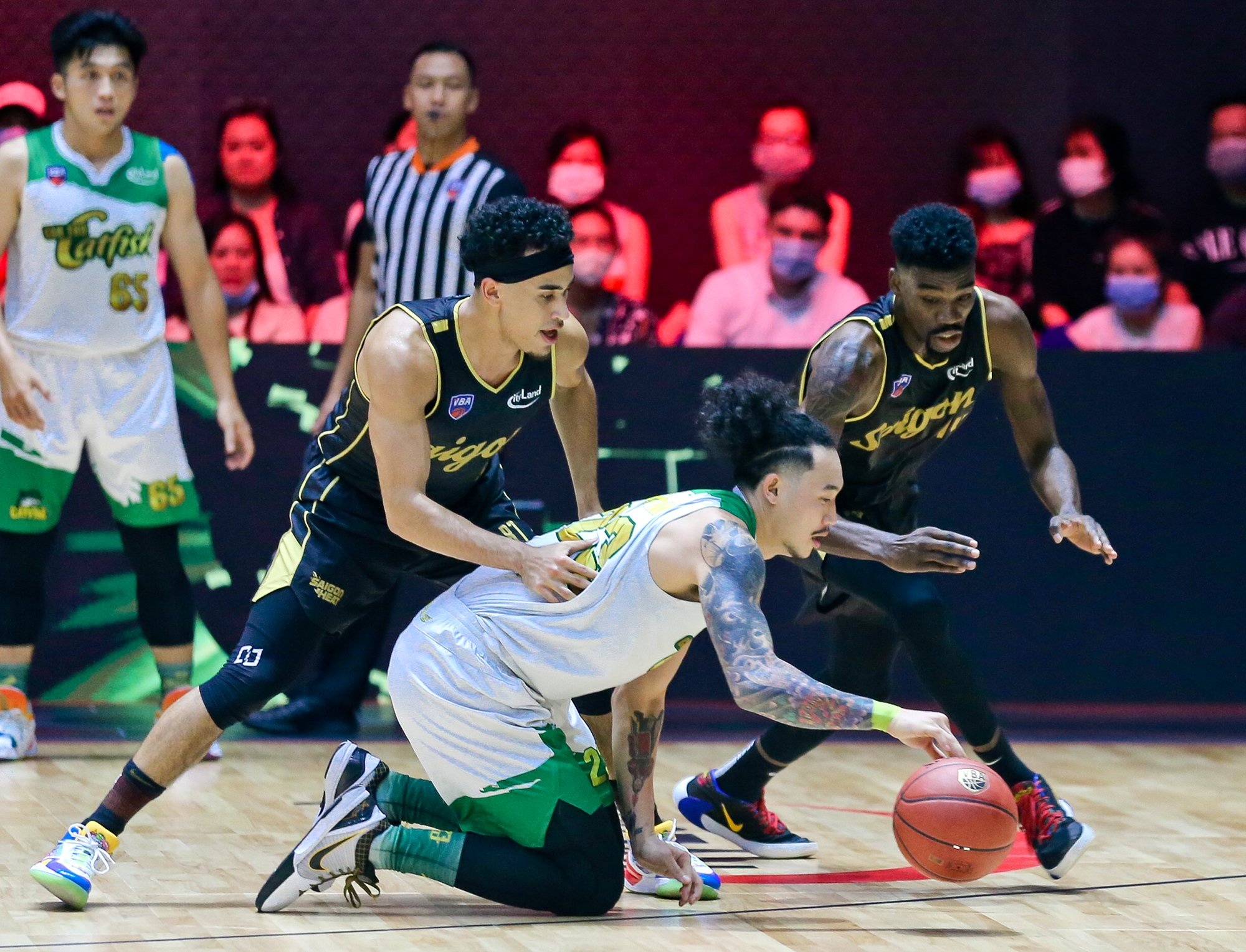 Cau thu bong ro Viet Nam cao nhat anh 9