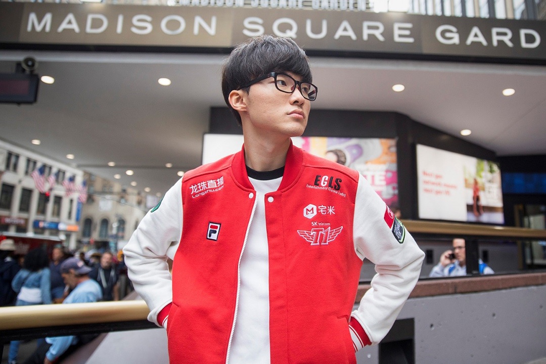 Faker kiem hang trieu USD the nao? hinh anh