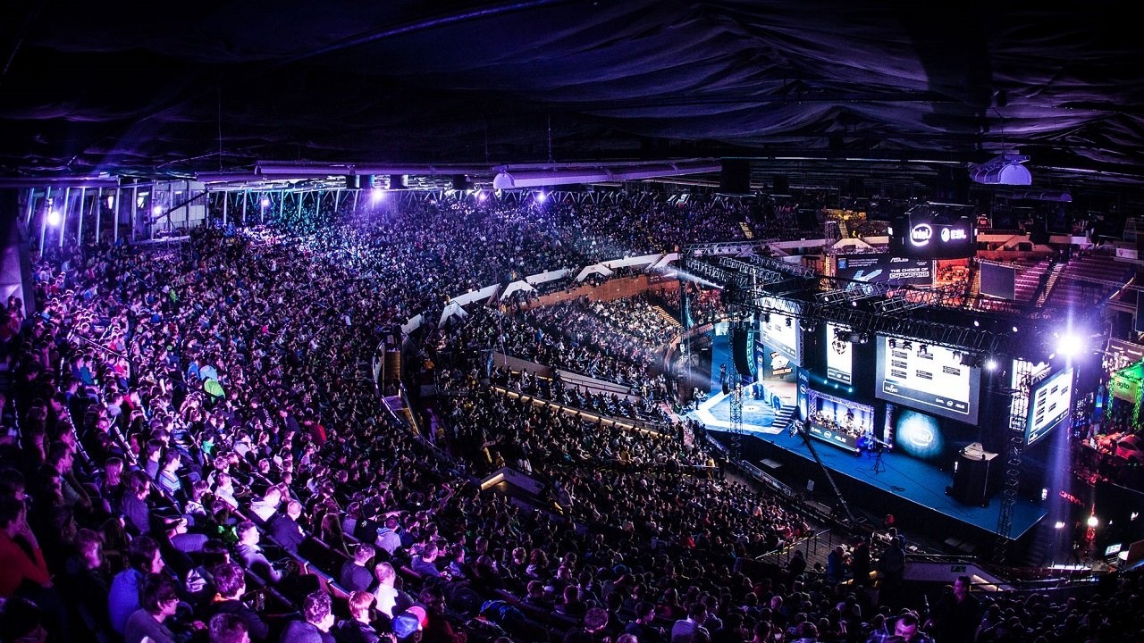 Intel dau tu 100 trieu USD vao eSports anh 1