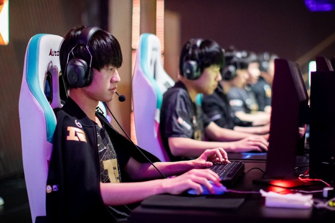 5 nguoi choi duong tren dang xem o MSI 2021 hinh anh