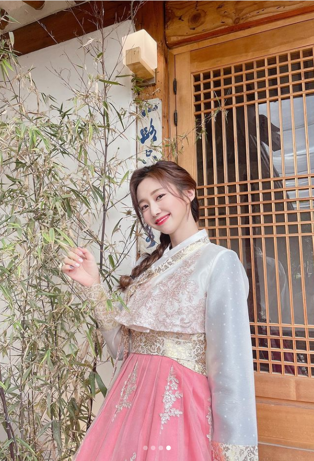 Nữ MC LMHT Hàn Quốc ảnh 12 Nu MC LMHT Han Quoc anh 12