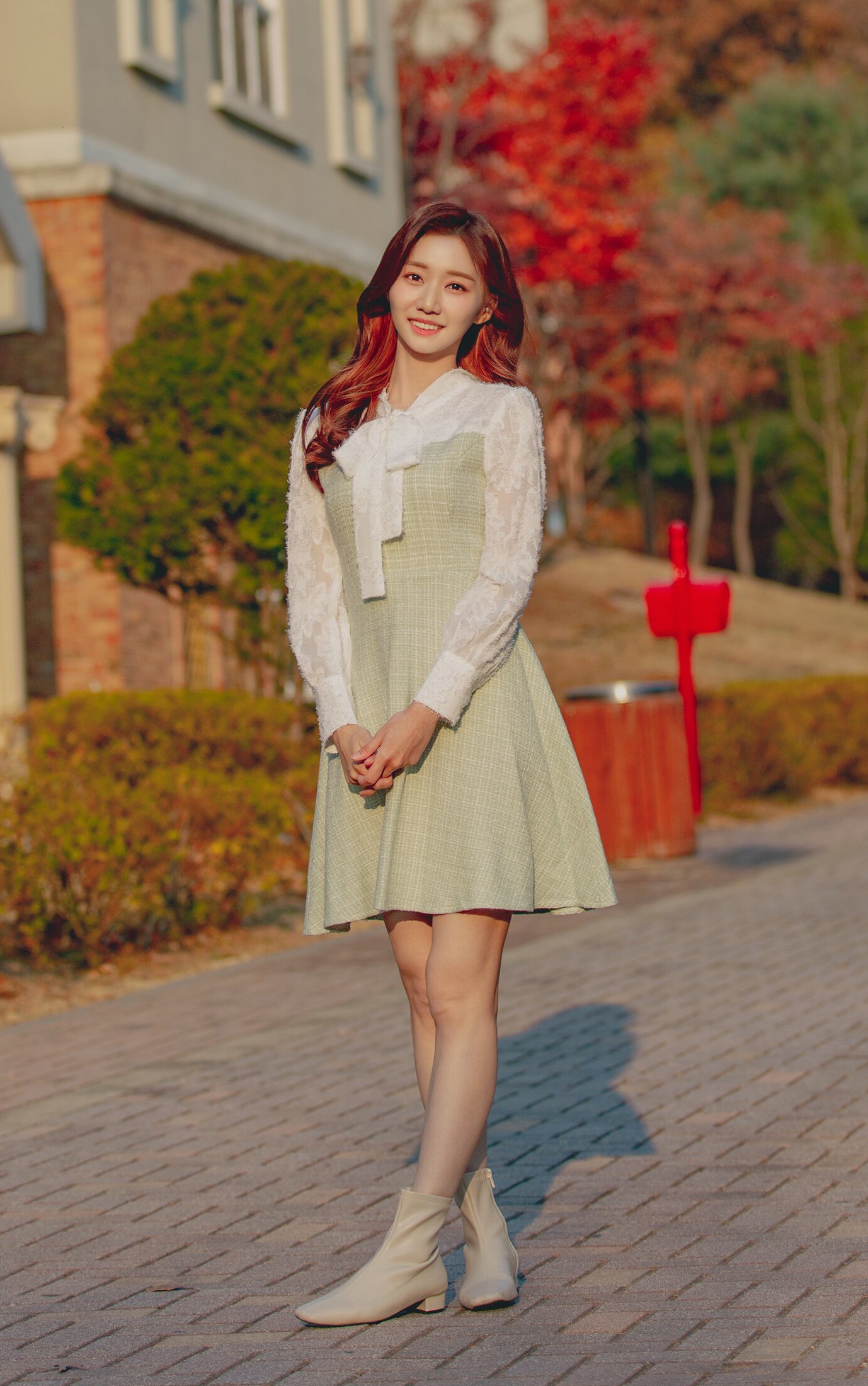 Nữ MC LMHT Hàn Quốc ảnh 2 Nu MC LMHT Han Quoc anh 2