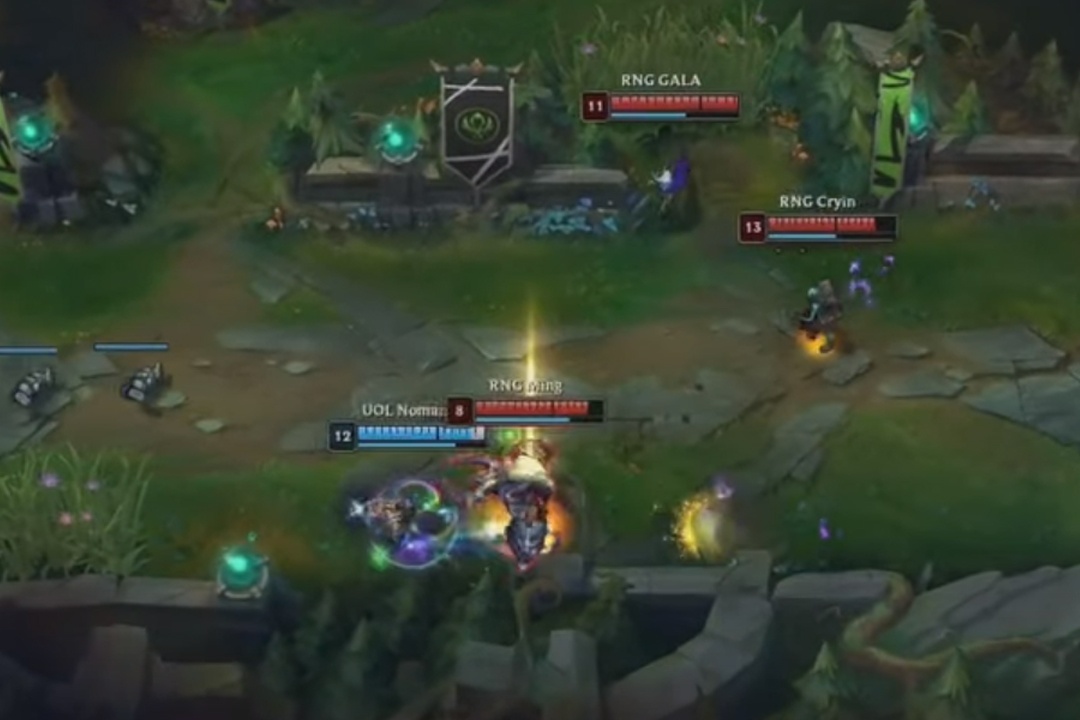 Ky nang choi Alistar xuat sac cua RNG Ming hinh anh