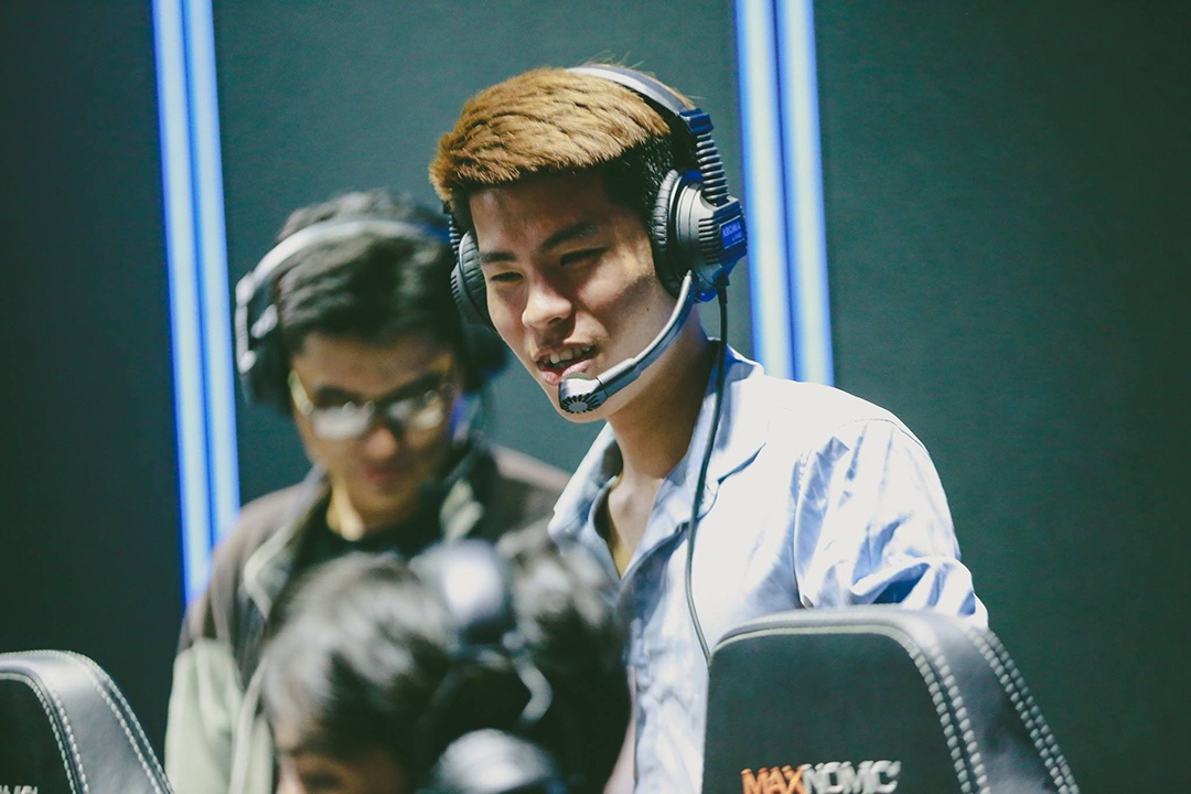 Zeros bi cam vinh vien anh 2