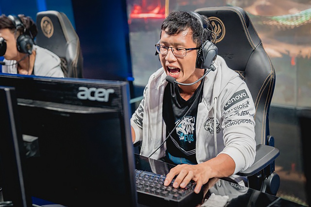 Warzone tro lai VCS anh 3