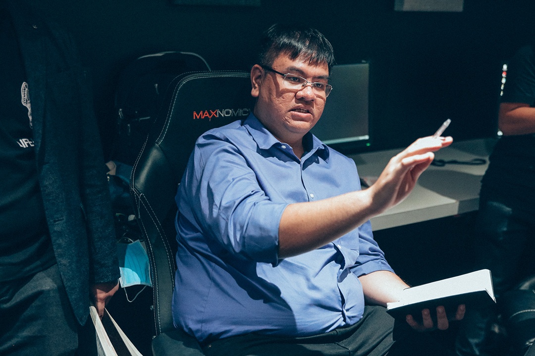 Cerberus chia tay HLV Archie hinh anh