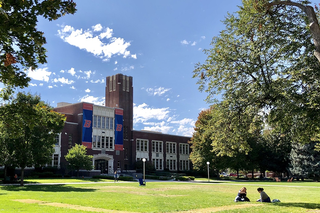 Dai hoc danh cho game thu anh 6