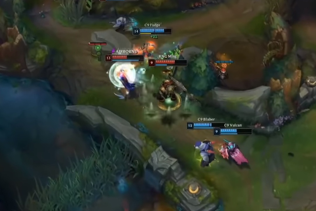 Man trinh dien dinh cao cua game thu 18 tuoi voi Lee Sin hinh anh