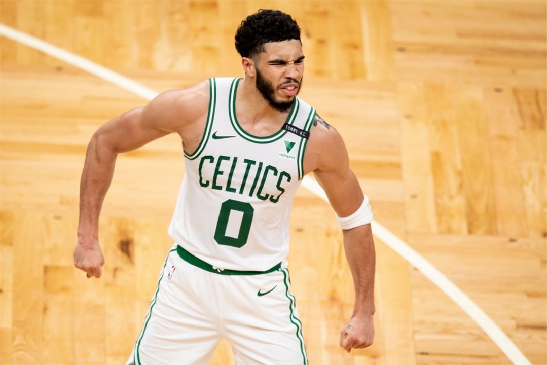 Jayston Tatum ghi 50 diem giup Celtics vao play-off hinh anh