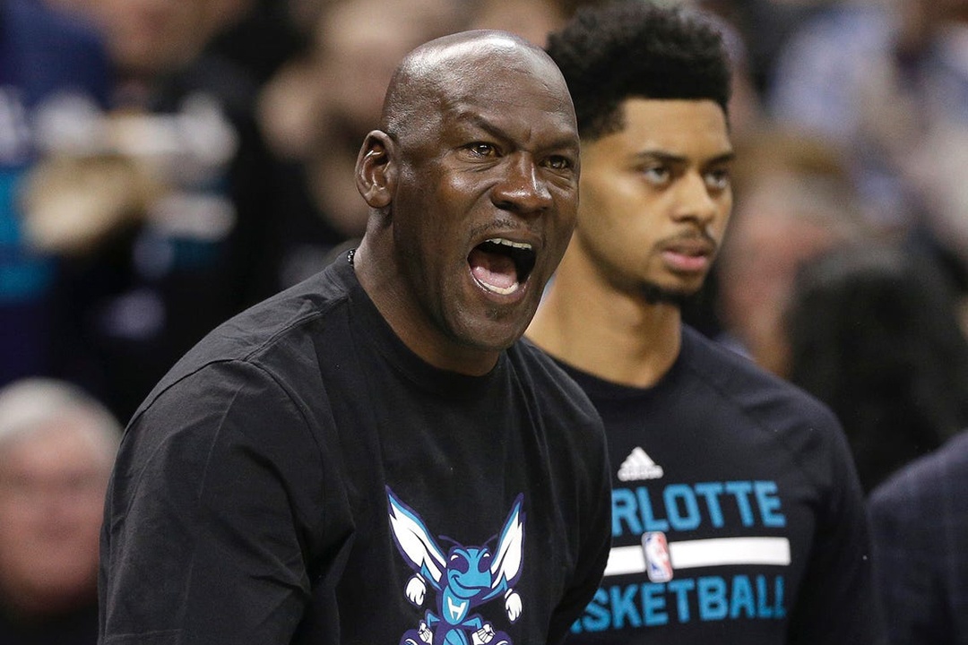 Doi cua Michael Jordan khong the vao NBA play-off hinh anh