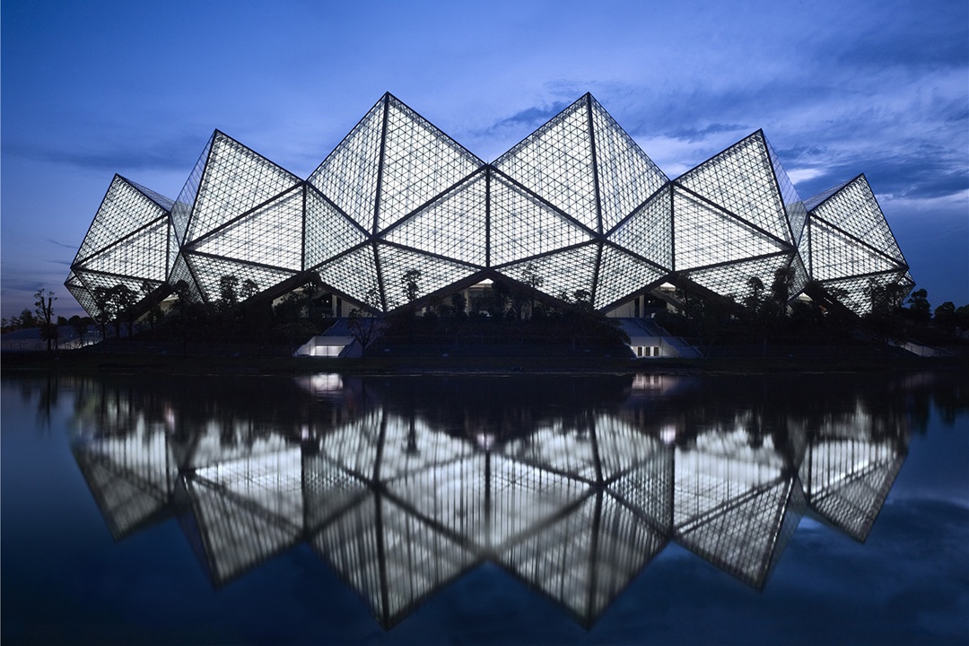 Trung Quoc to chuc CKTG Lien Minh Huyen Thoai 2021 hinh anh