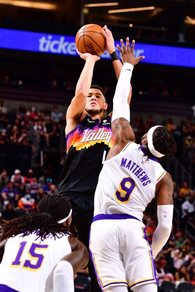 LeBron James đối đầu Phoenix Suns ảnh 11 LeBron James doi dau Phoenix Suns anh 11