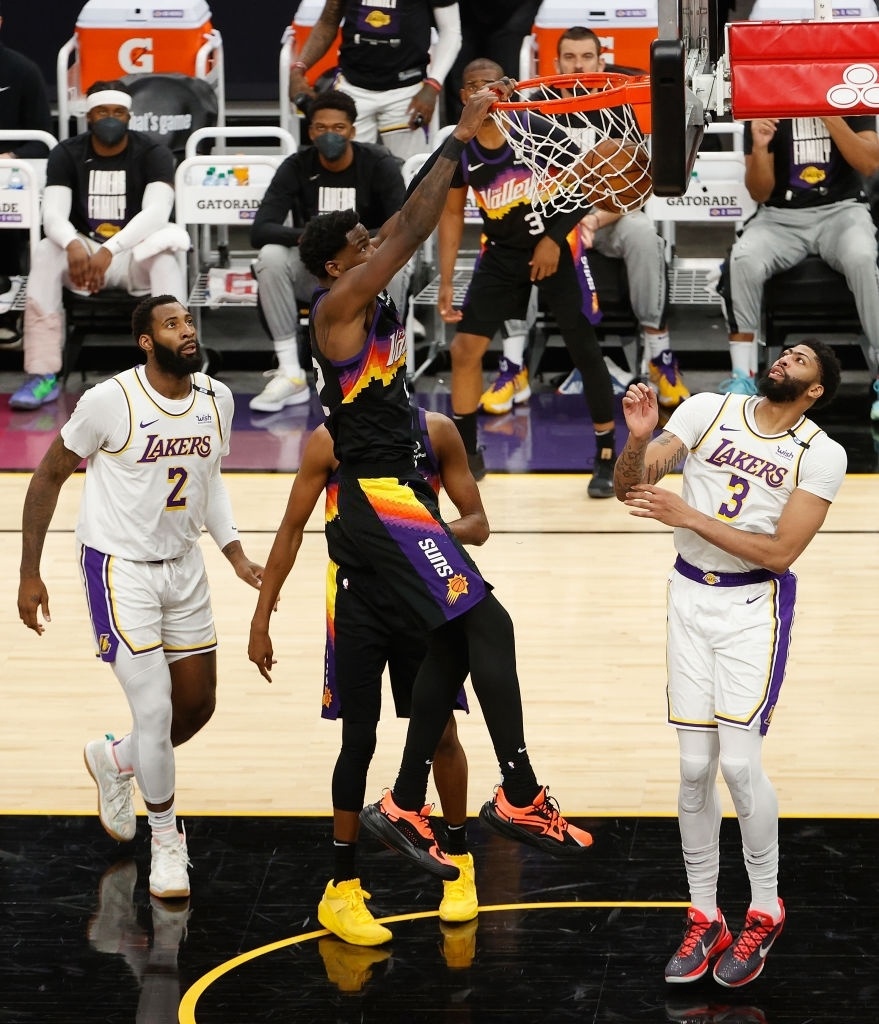 LeBron James đối đầu Phoenix Suns ảnh 13 LeBron James doi dau Phoenix Suns anh 13