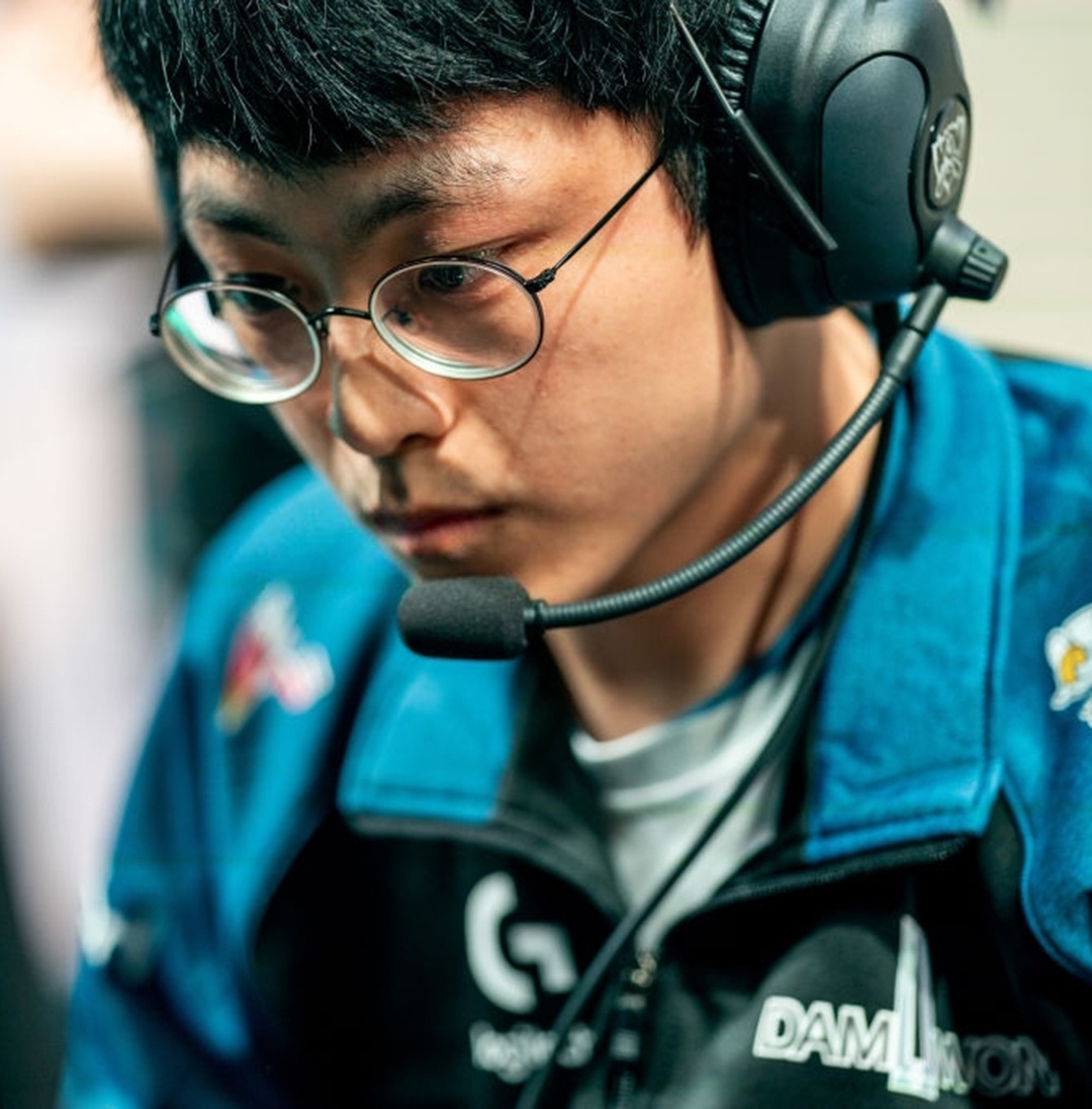 ShowMaker la ai? anh 1