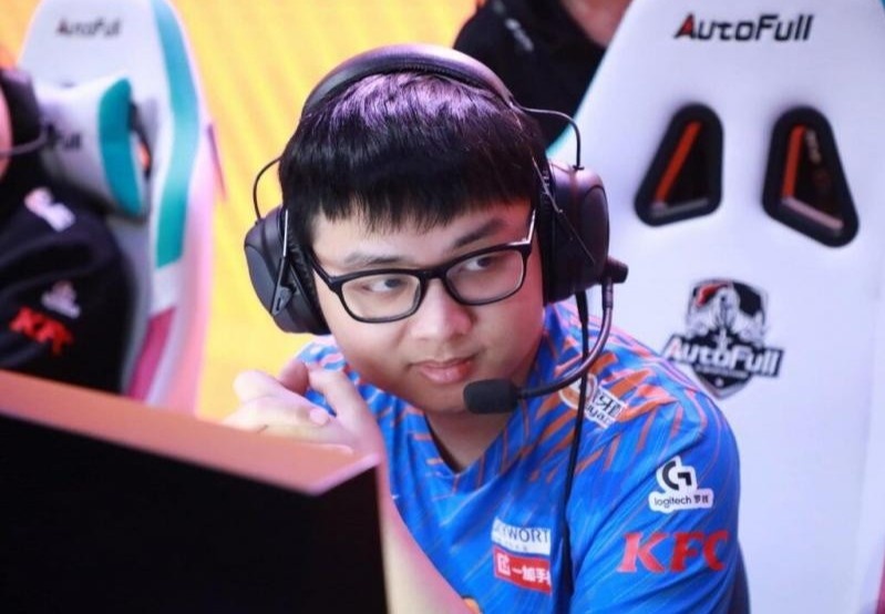 SofM nhat nhoa trong tran thua cua Suning hinh anh