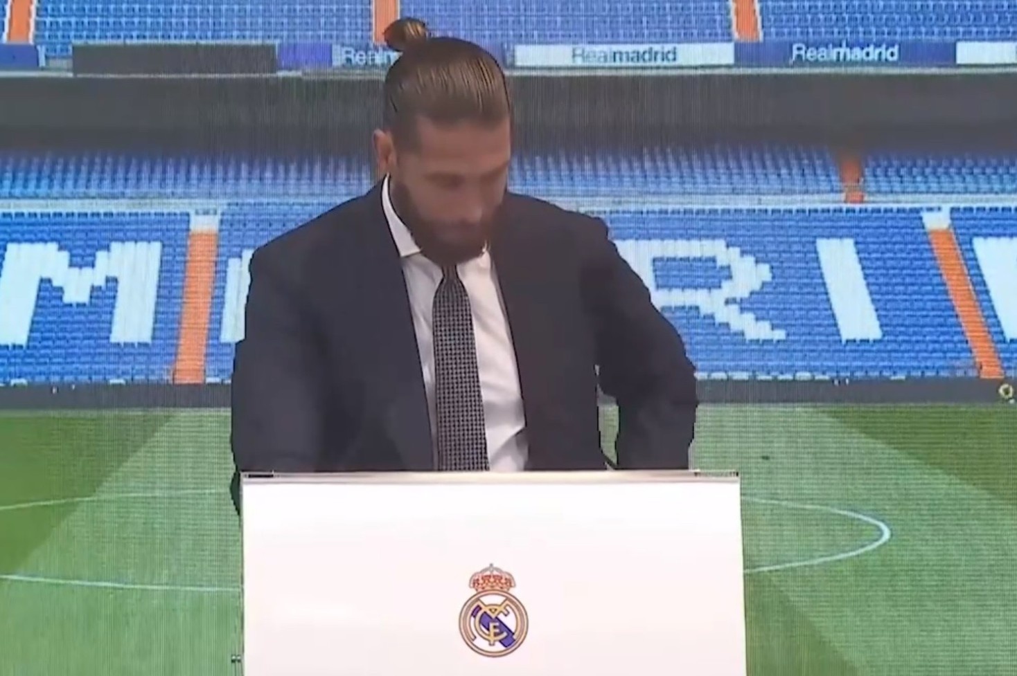 Vi sao Sergio Ramos roi Real Madrid anh 2