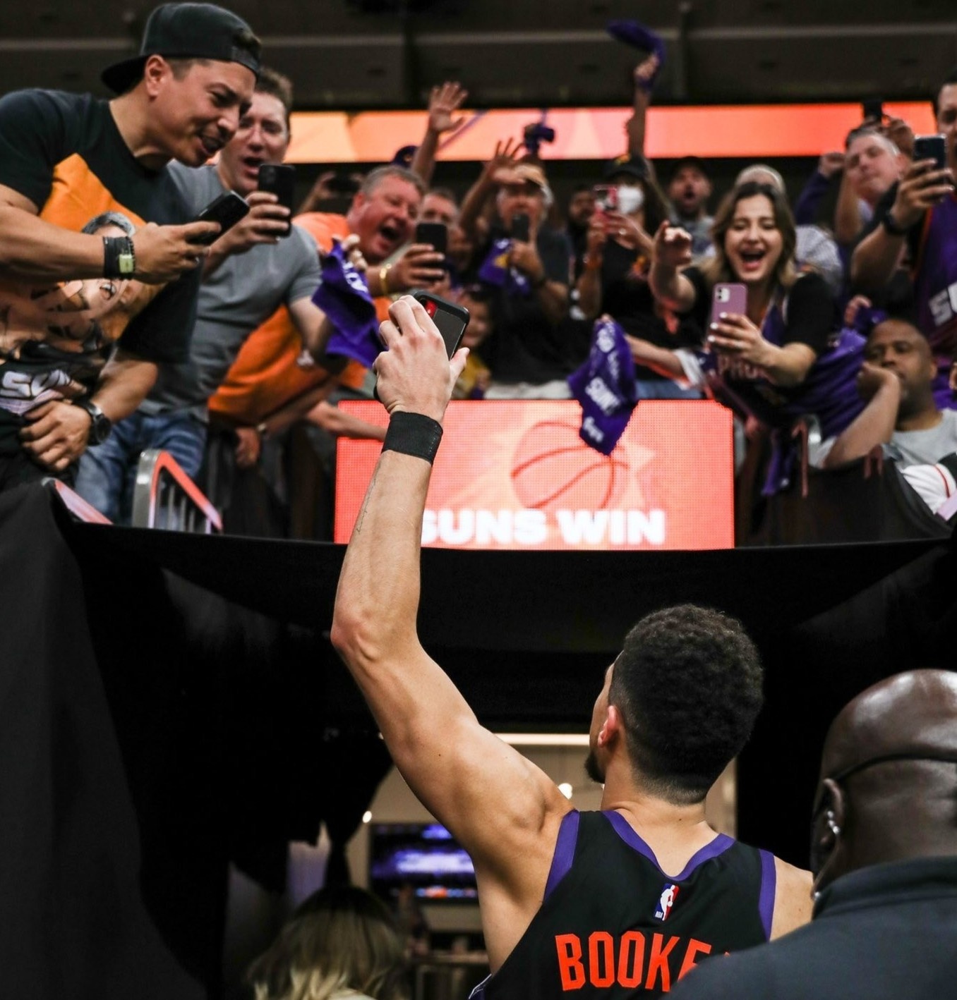 Devin Booker chan thuong mui anh 10