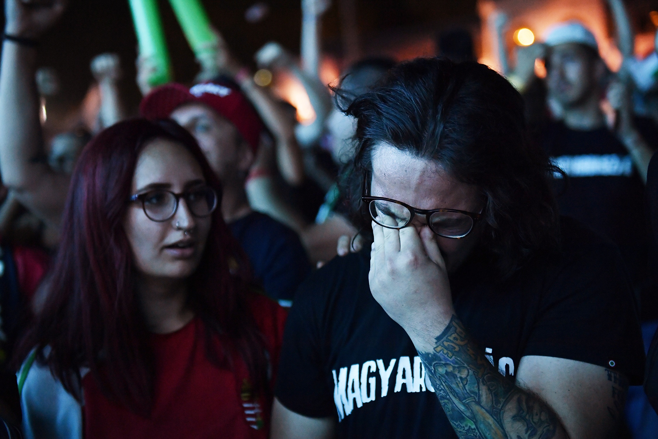 Cau thu Hungary khoc anh 8