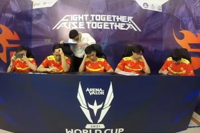 Team Flash sup do o giai Lien Quan Mobile the gioi hinh anh