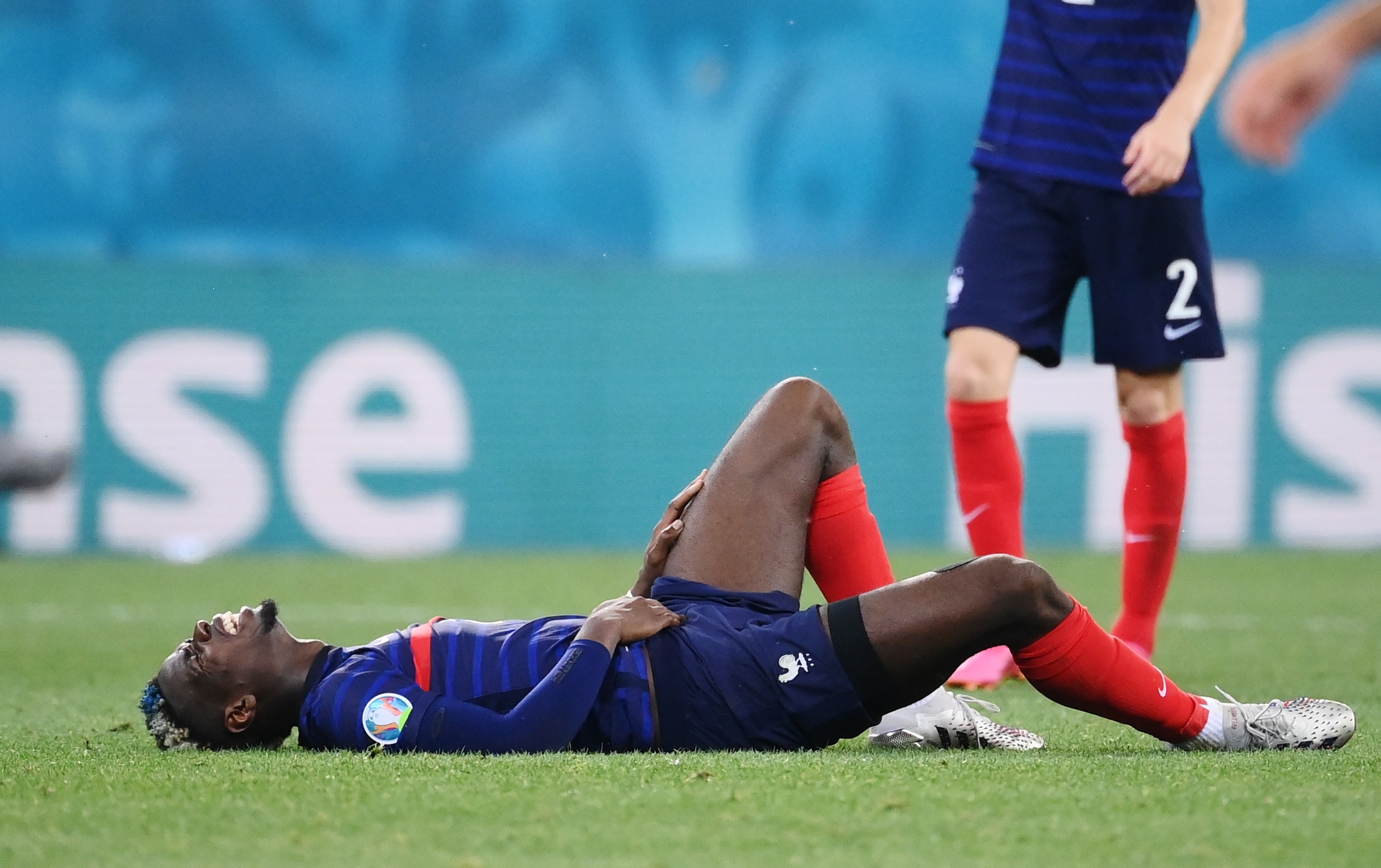 Pogba ghi sieu pham anh 7