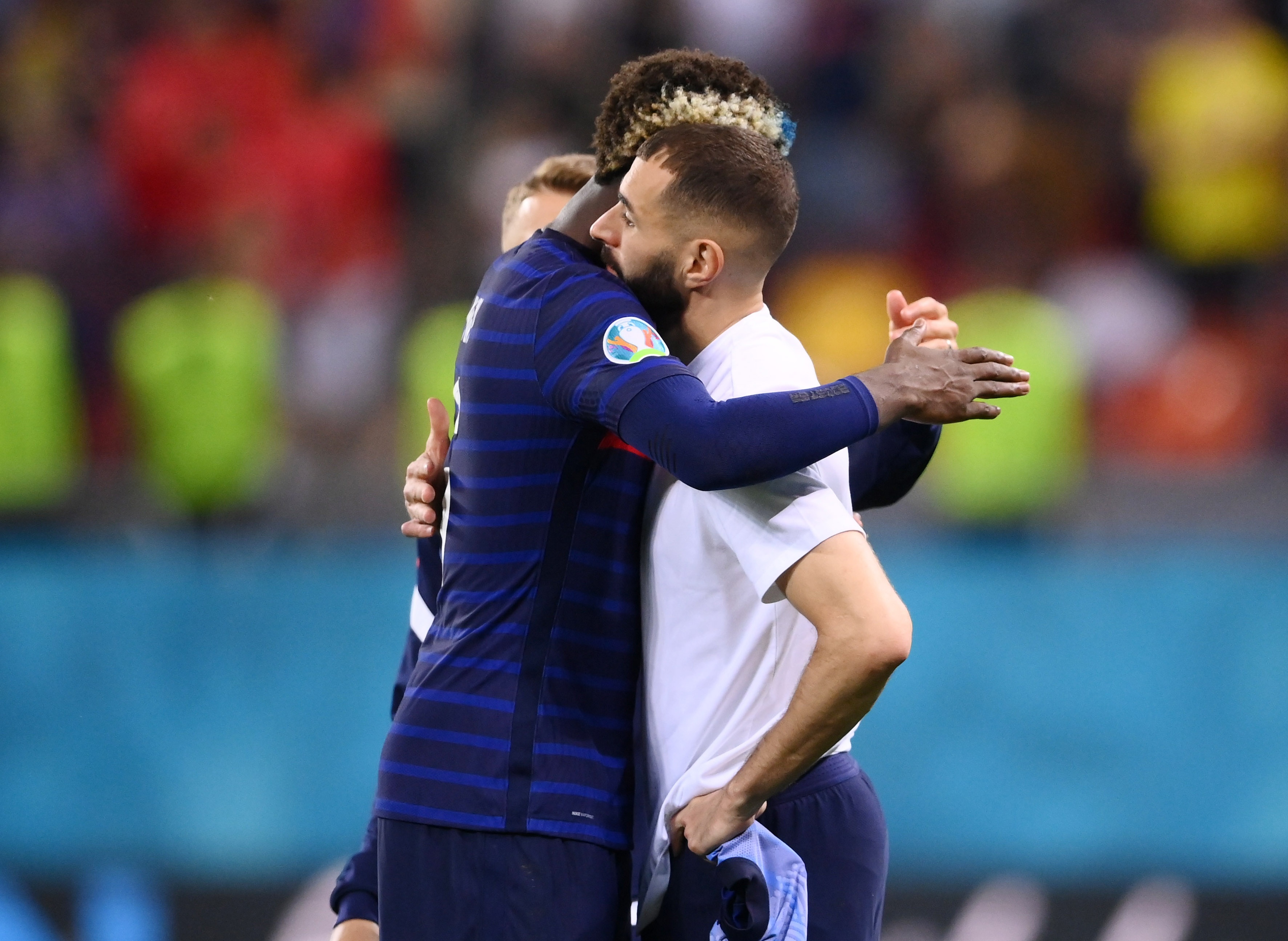 Pogba ghi sieu pham anh 9