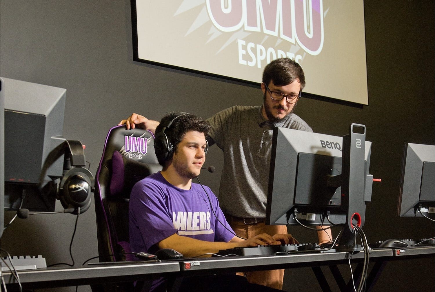 Dao tao eSports anh 1