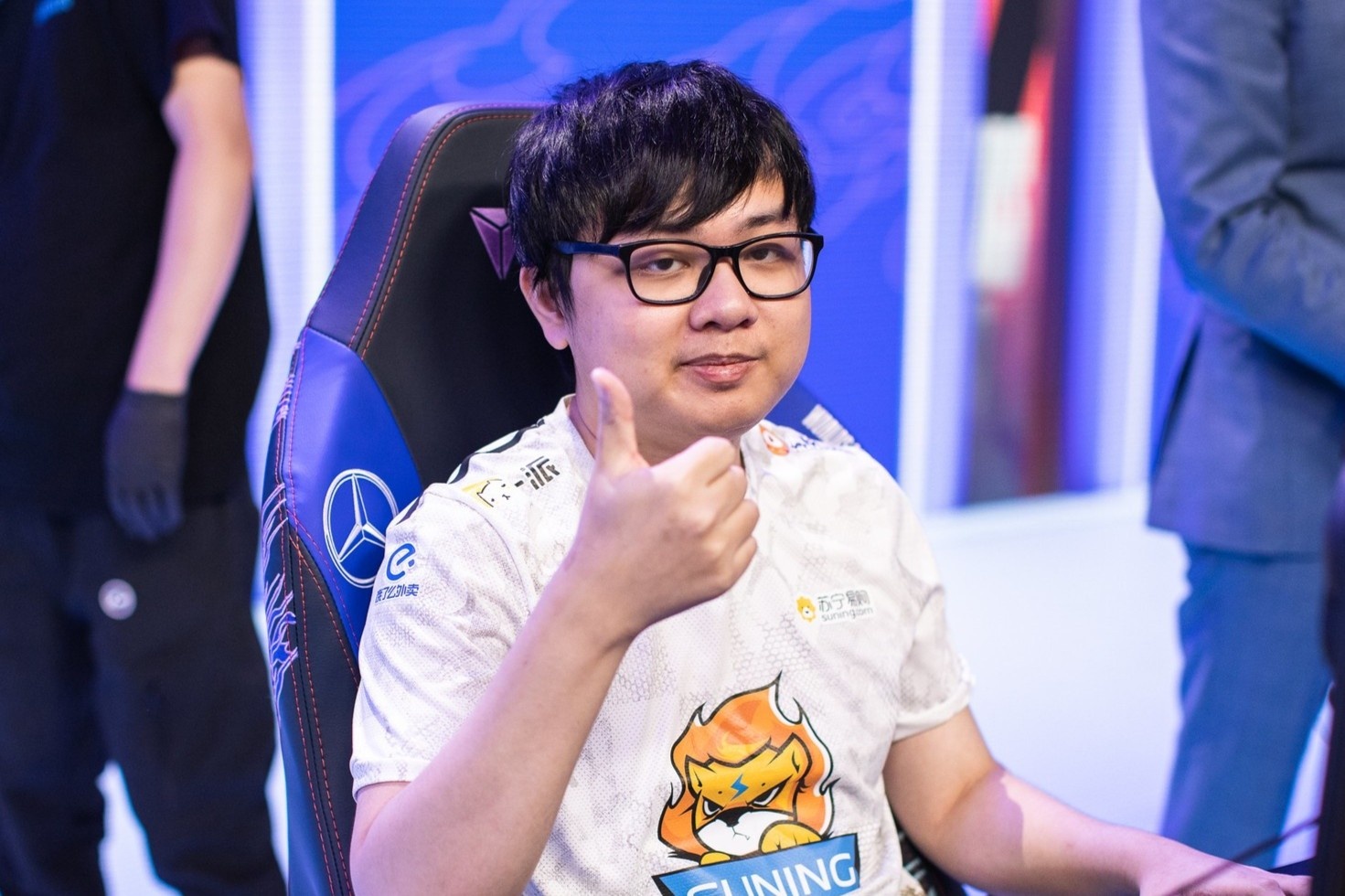 BLV Van Tung: 'SofM hien tai choi hy sinh va lam nen' hinh anh