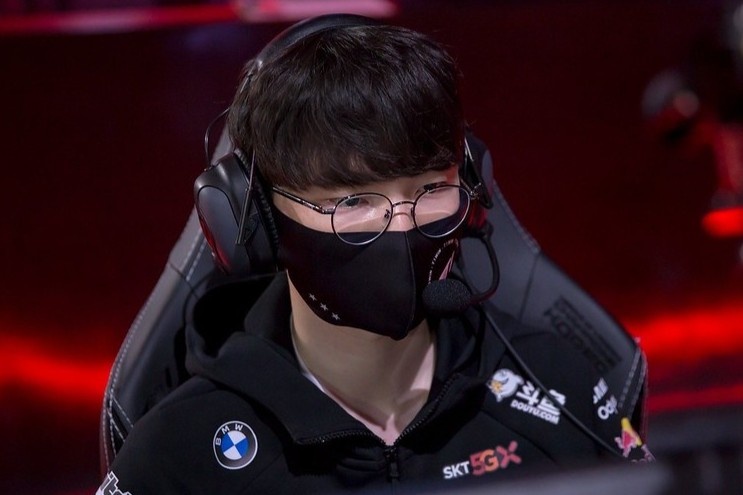 Faker va dong doi thua tran vi bi cuop Baron hinh anh