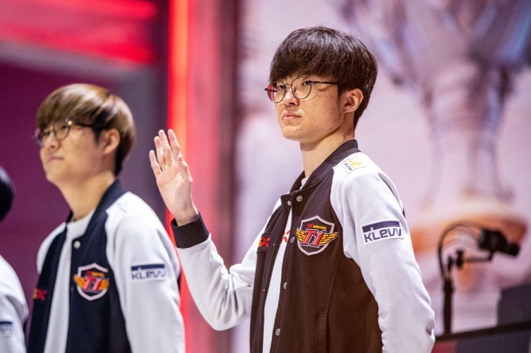 Nghich ly giai Lien Minh Huyen Thoai Han Quoc hinh anh