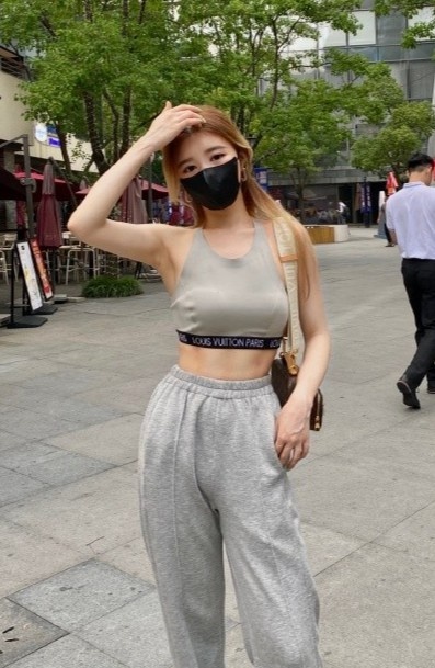 Vợ của Doinb ảnh 8 Vo cua Doinb anh 8