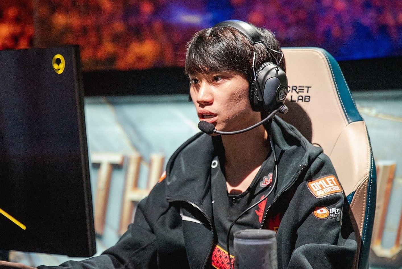 Game thu Han gay an tuong voi so lan ha guc trong LMHT hinh anh