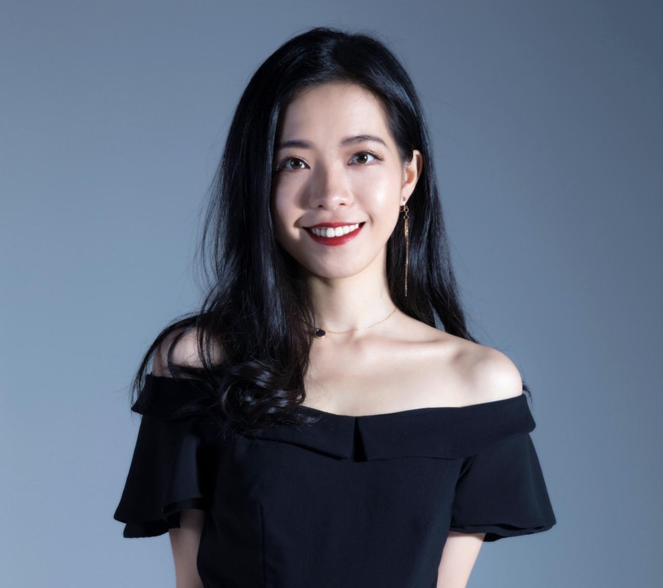 Nu MC Lien Minh Huyen Thoai xinh dep anh 11