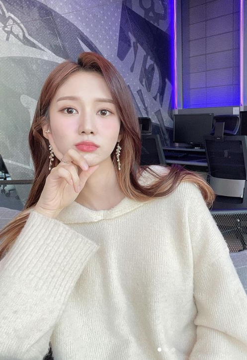 Nu MC Lien Minh Huyen Thoai xinh dep anh 5