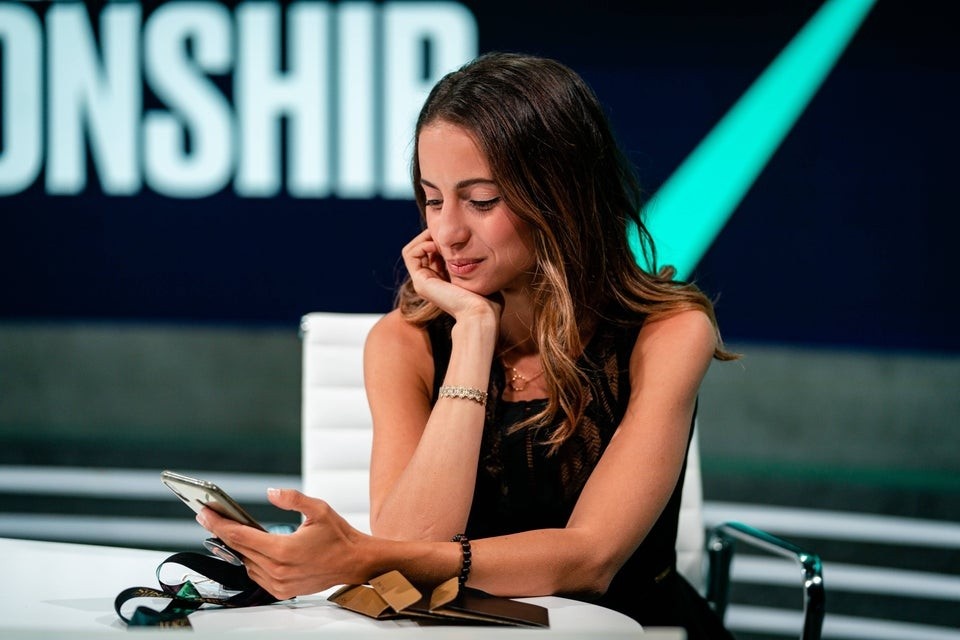 Nu MC Lien Minh Huyen Thoai xinh dep anh 41