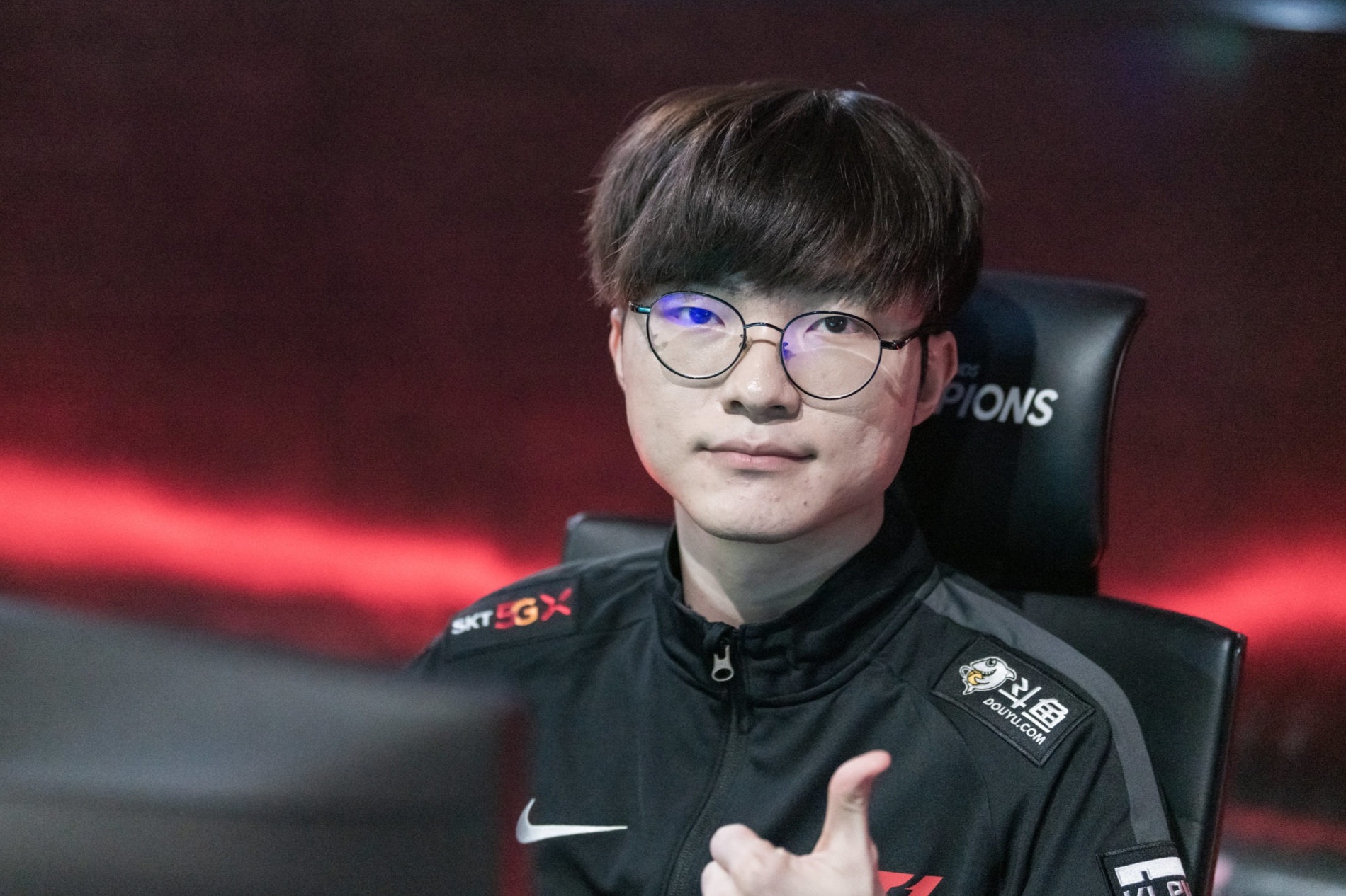 Faker cung T1 tro lai Chung ket The gioi hinh anh