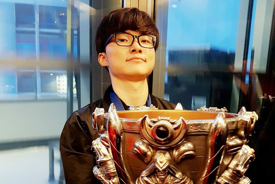 Dan game thu vi dai kiem hang trieu USD tu dau giai hinh anh