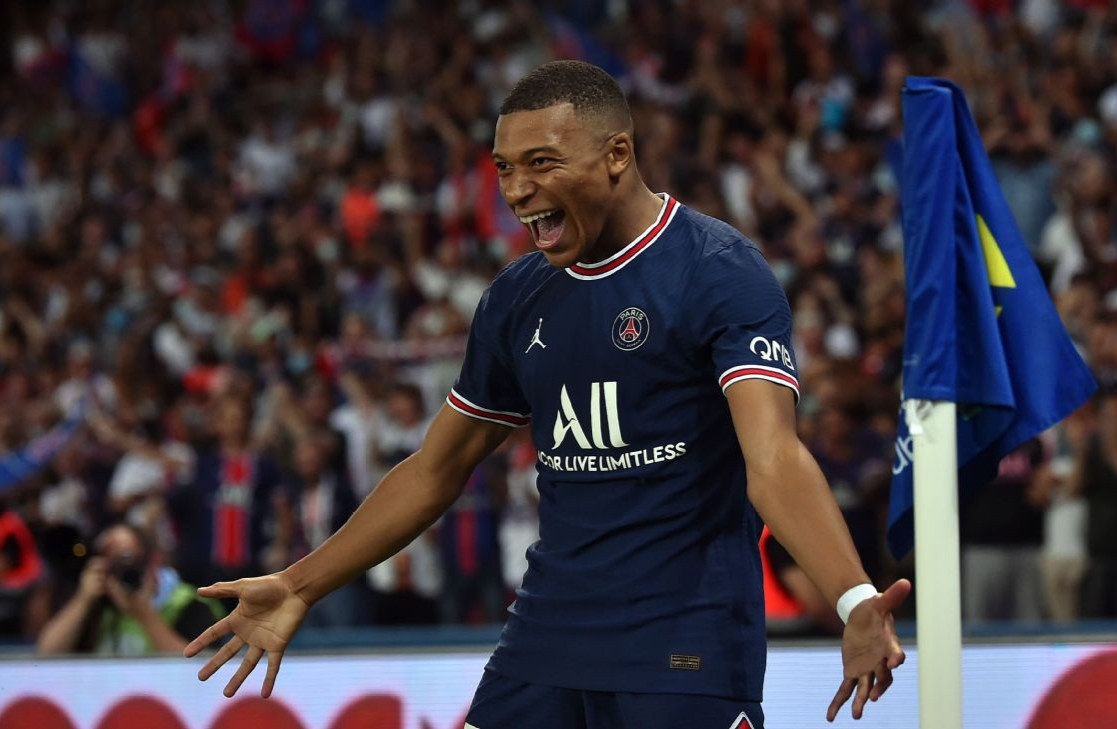 Chi so Ronaldo FIFA 22 anh 12