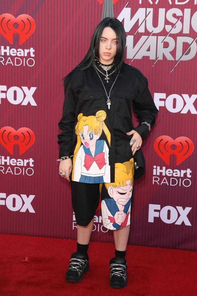 Gu thoi trang di nhung chat cua Billie Eilish anh 7