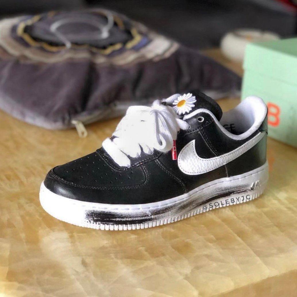 G-Dragon kết hợp với Nike ra sản phẩm mới ảnh 2 G-Dragon ket hop voi Nike ra san pham moi anh 2