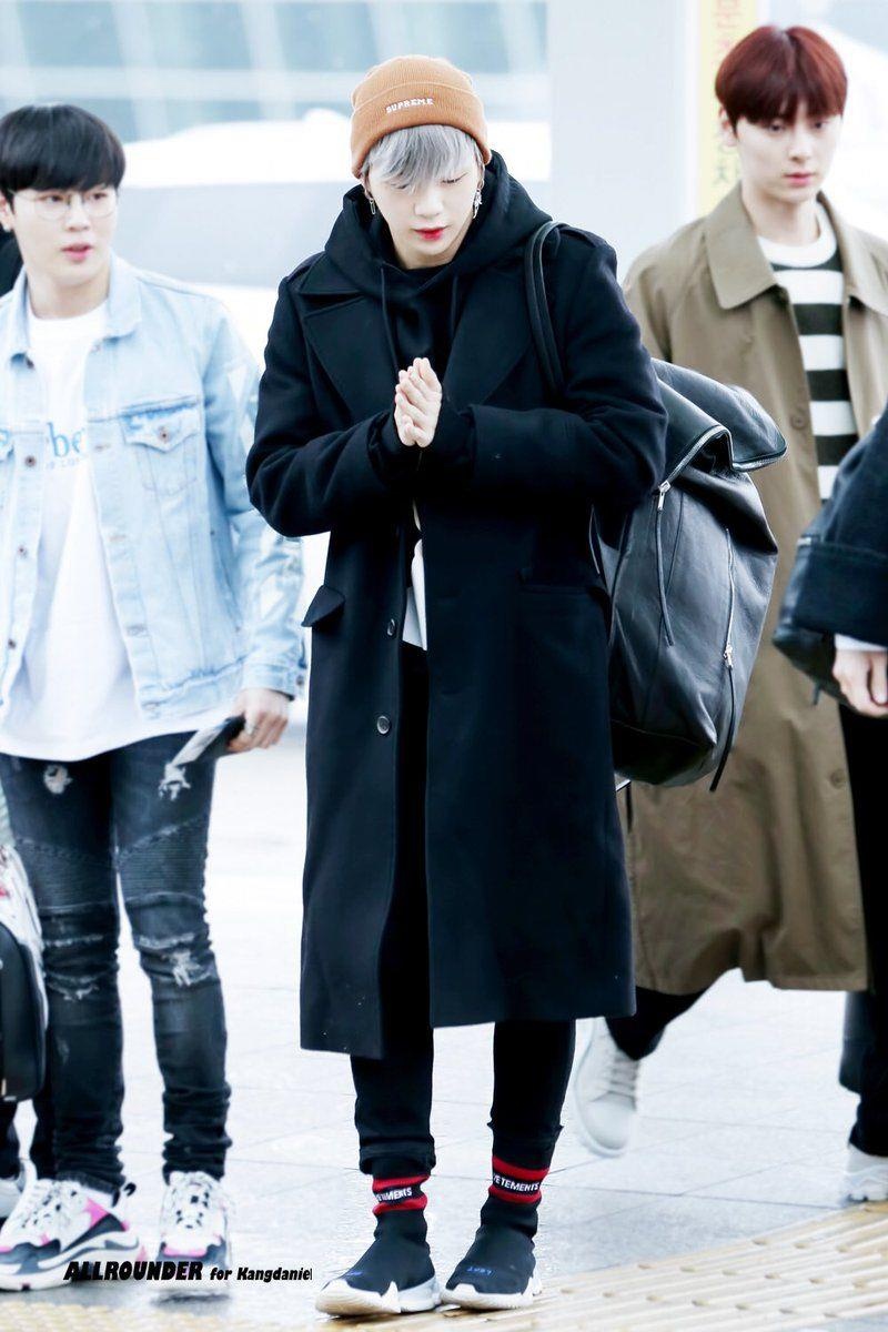 Kang Daniel thích dùng hàng hiệu  ảnh 11 Kang Daniel thich dung hang hieu anh 11