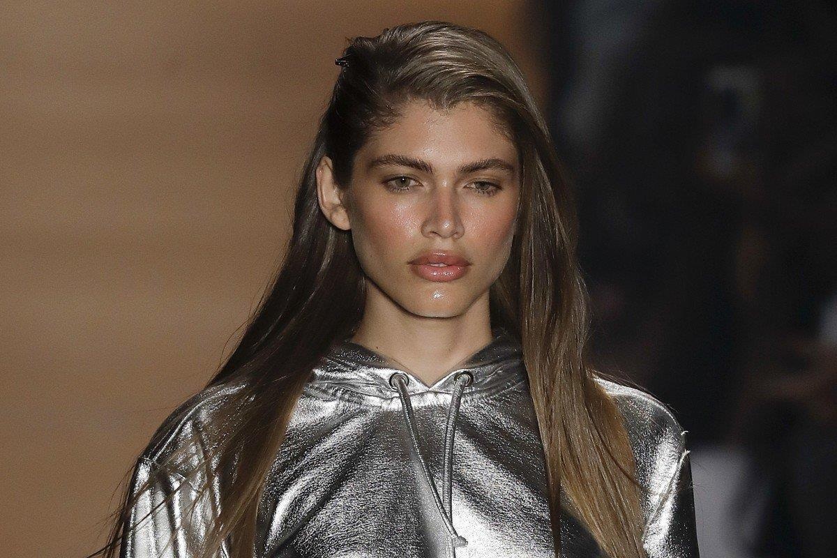 Ed Razek rời khỏi Victoria's Secret  ảnh 3 Ed Razek roi khoi Victoria's Secret anh 3