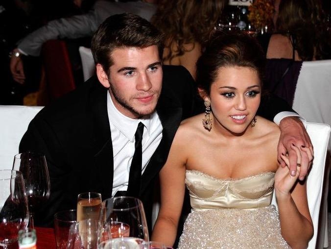 Miley Cyrus - Liam Hemsworth tung mac gi khi man nong ben nhau? hinh anh
