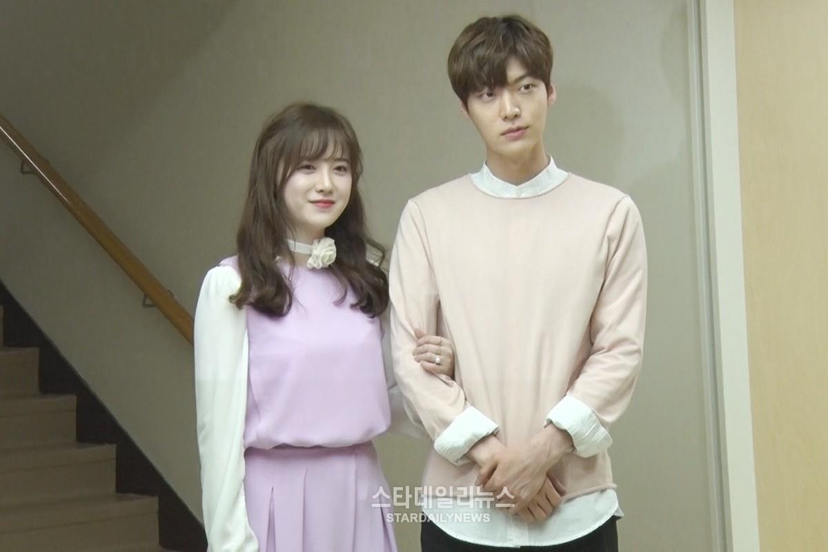 Gu thoi trang cua Goo Hye Sun va Ahn Jae Hyun anh 1