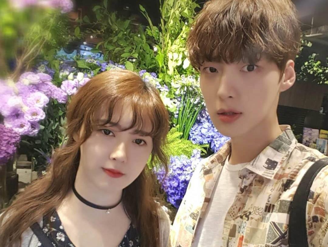 Thoi con ngon tinh, Goo Hye Sun - Ahn Jae Hyun hiem khi mac do doi hinh anh