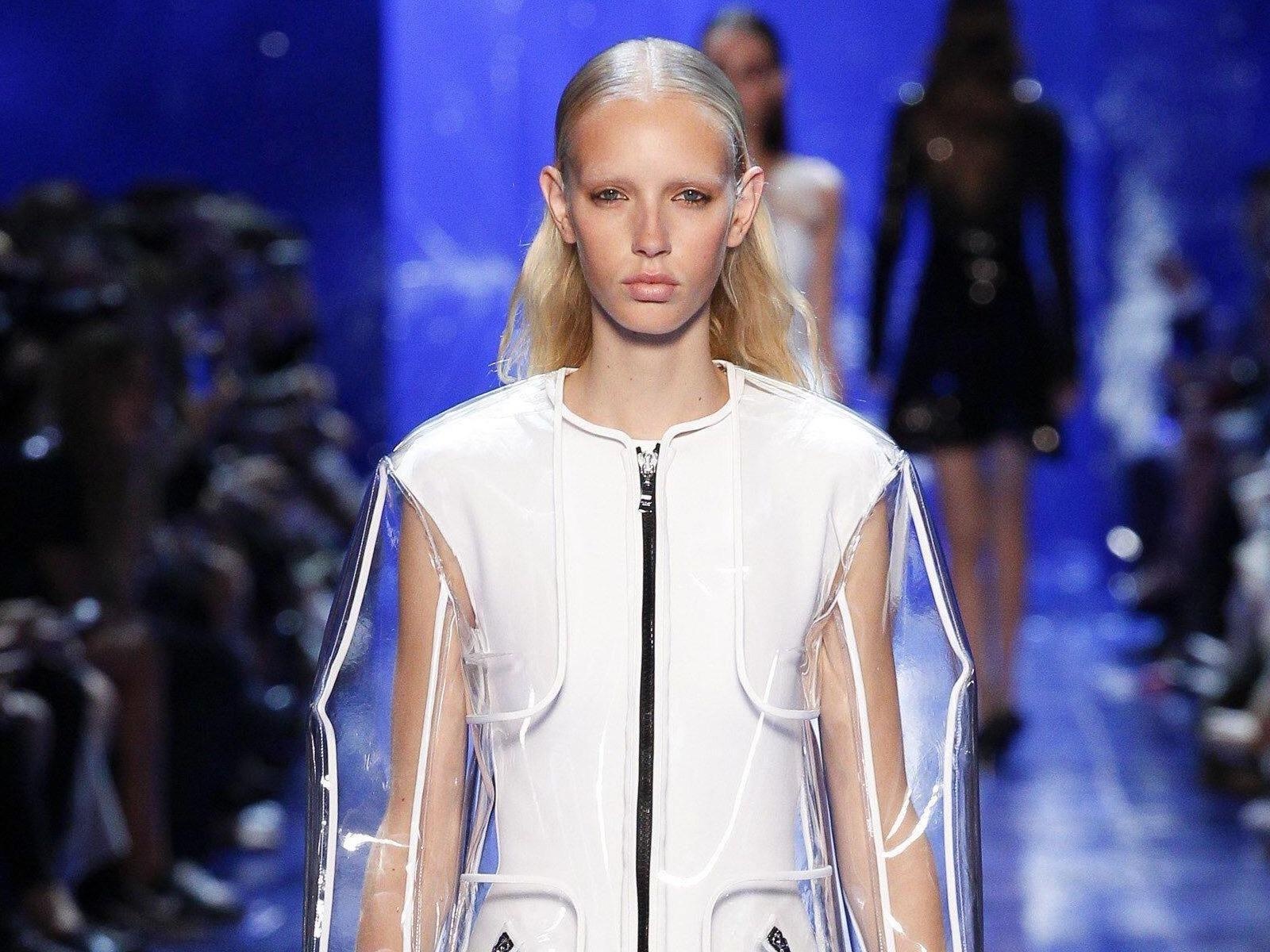 10 mau ao mua hot nhat nam 2019 danh cho hoi chi em hinh anh