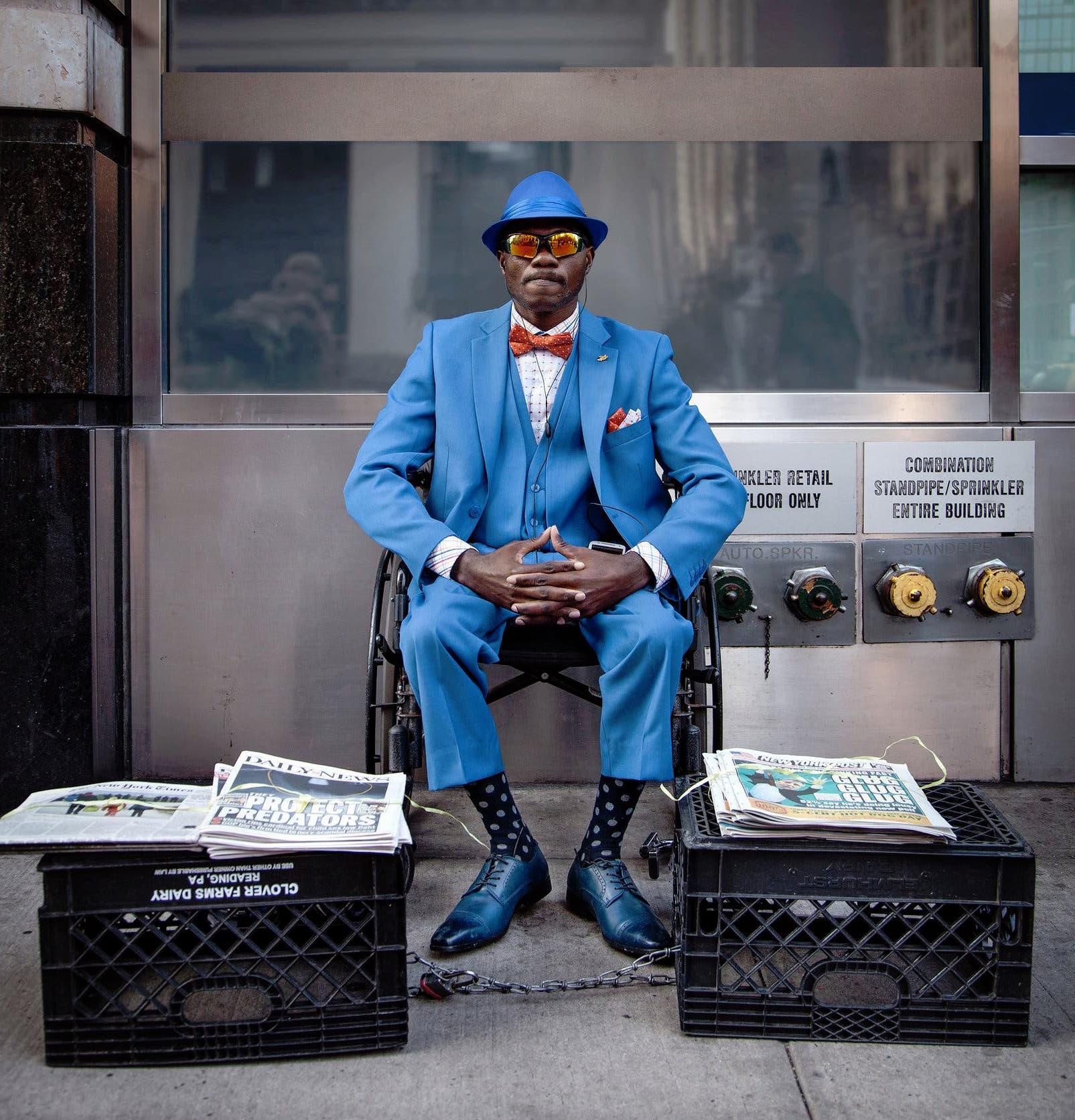 nguoi ban bao co gu thoi trang cuc chat anh 2